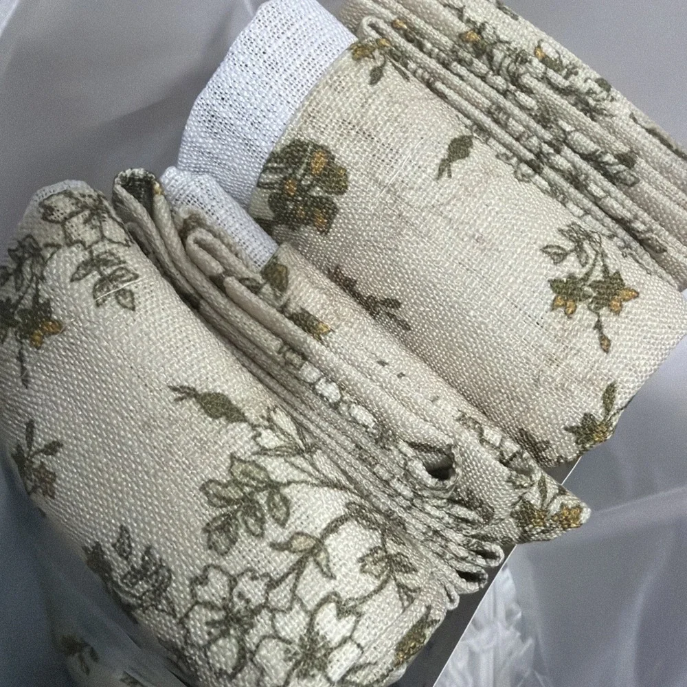 TWOPAGES Sara Le Print Linen Drapery Pleated Vintage Porcelain Set 2-26